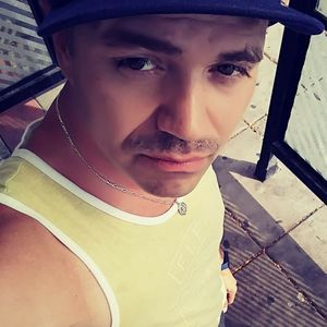 Meet your Posher, Ira